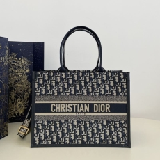 Christian Dior Shopping Bags